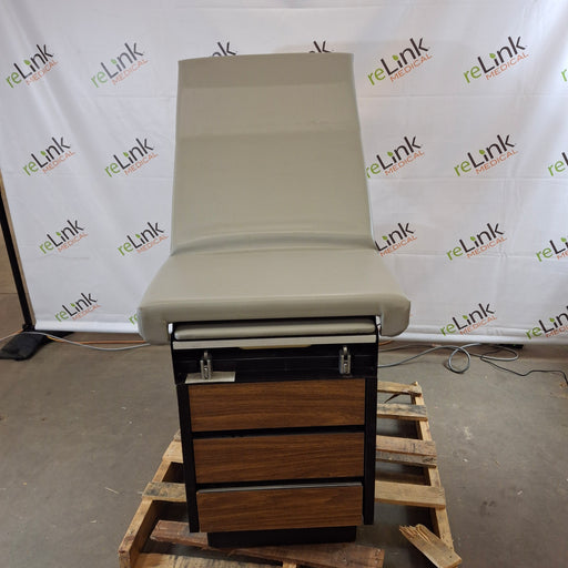 Midmark Midmark Ritter Model 104 Exam Table Exam Chairs / Tables reLink Medical