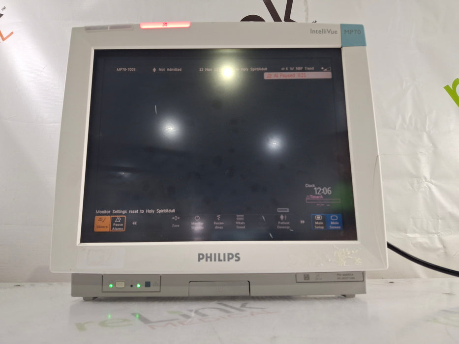 Philips IntelliVue MP70 Patient Monitor