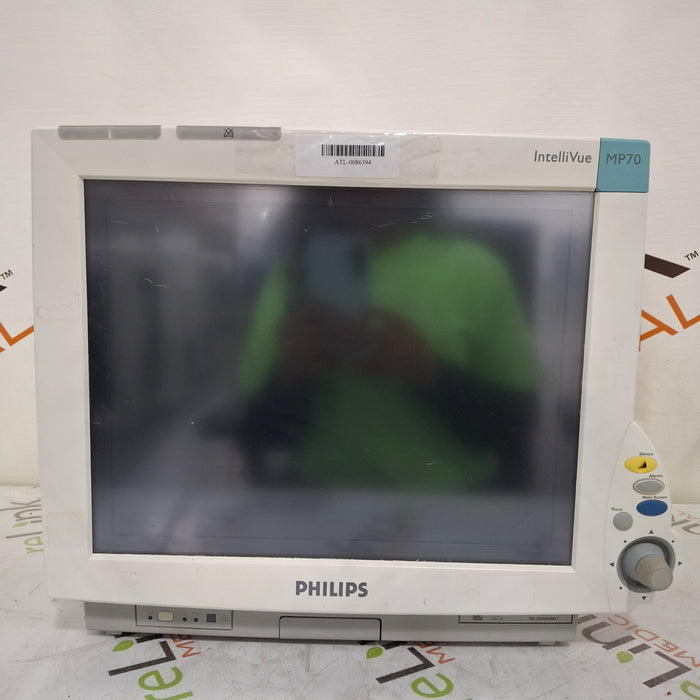 Philips IntelliVue MP70 Patient Monitor