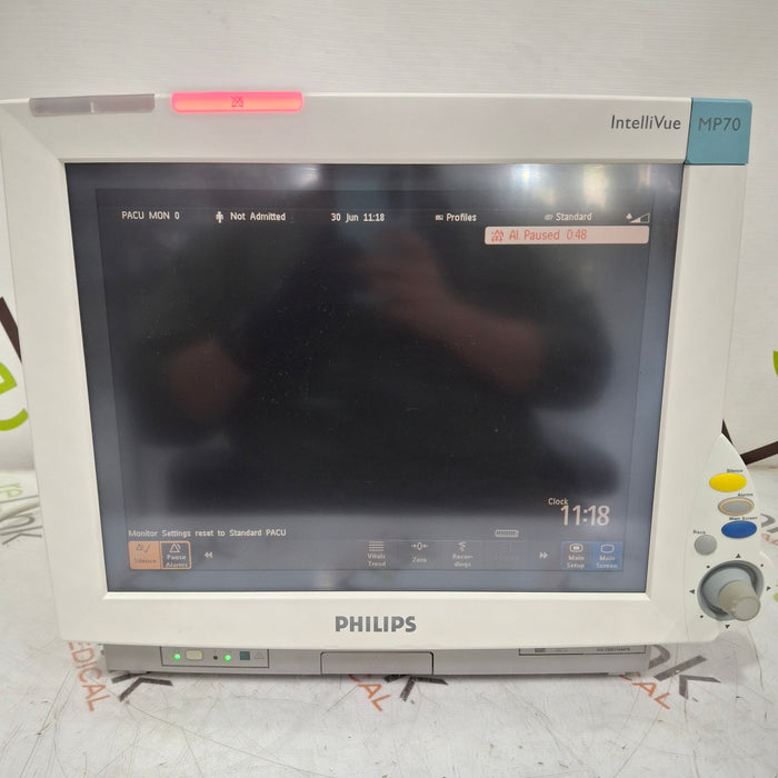 Philips IntelliVue MP70 Patient Monitor