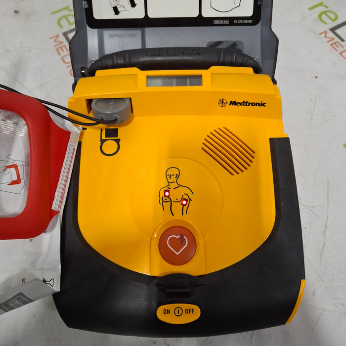 Medtronic LifePak CR Plus Defibrillator