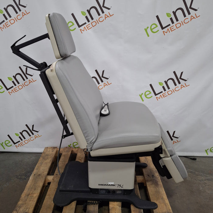 Midmark 75L Exam Chair