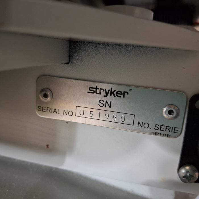 Stryker InTouch 2141 Critical Care Hospital Bed