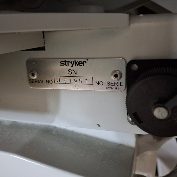 Stryker InTouch 2141 Critical Care Hospital Bed