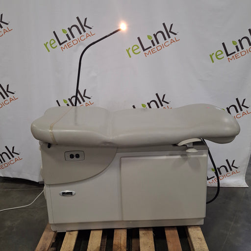 Midmark Midmark 604 Manual Examination Table Exam Chairs / Tables reLink Medical