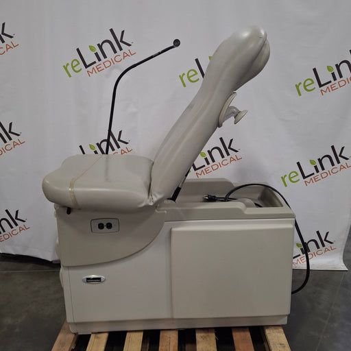 Midmark Midmark 604 Manual Examination Table Exam Chairs / Tables reLink Medical