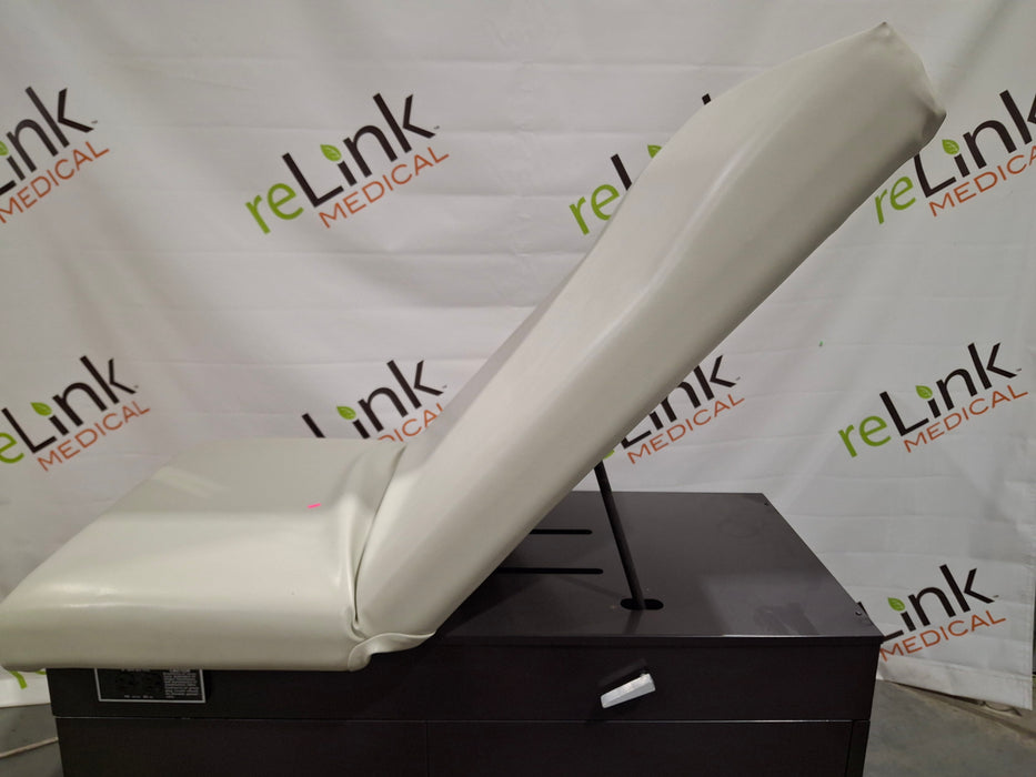 Midmark Ritter Model 104 Exam Table