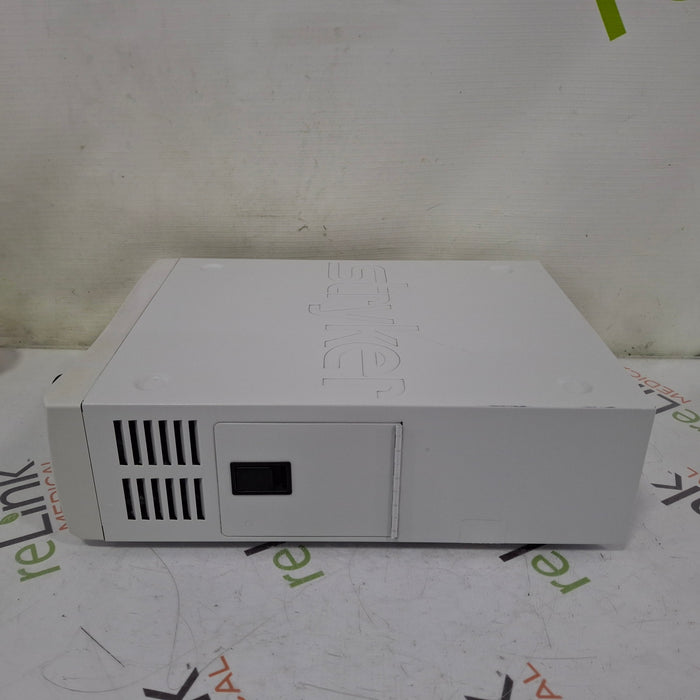 Stryker X8000 Light Source