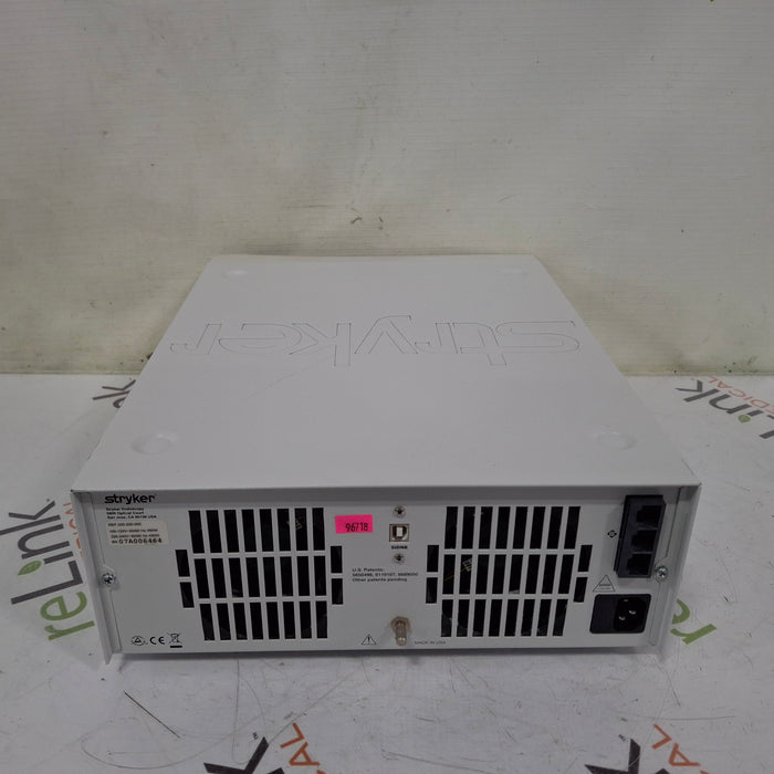 Stryker X8000 Light Source