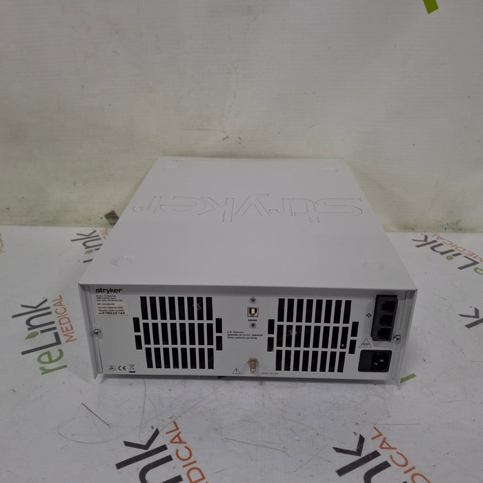 Stryker X8000 Light Source