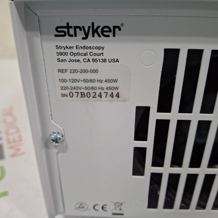 Stryker X8000 Light Source