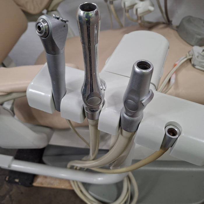 Pelton & Crane Spirit 1500 Dental Chair