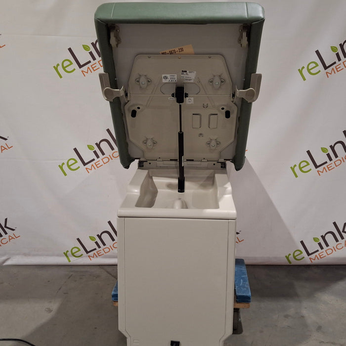 Midmark 204 Exam Table