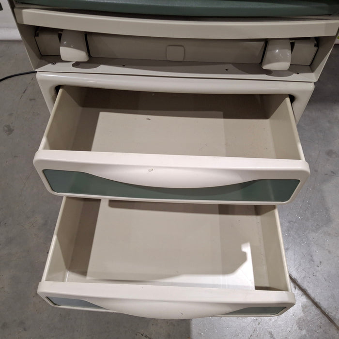 Midmark 204 Exam Table