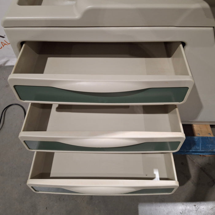 Midmark 204 Exam Table