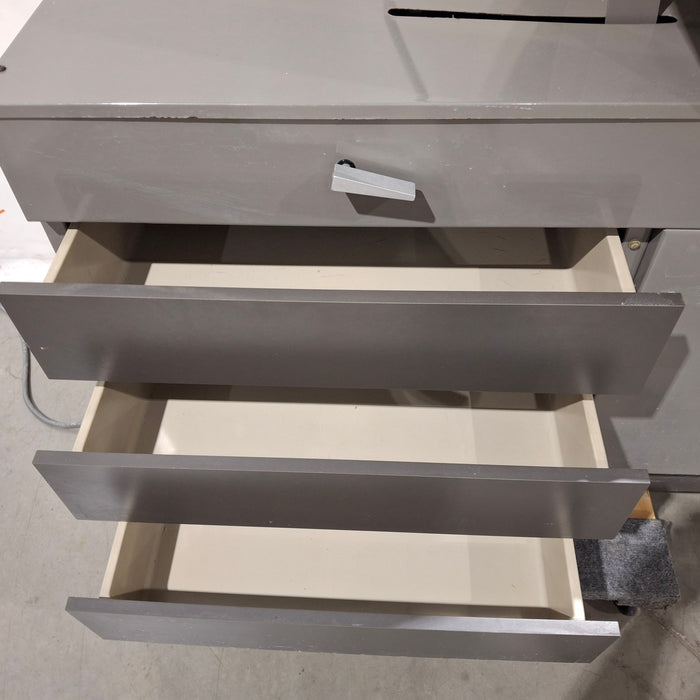 Midmark Ritter Model 104 Exam Table