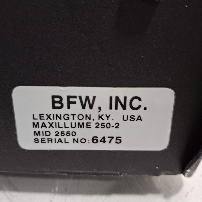 BFW, Inc. Maxillume 250-2 Light Source