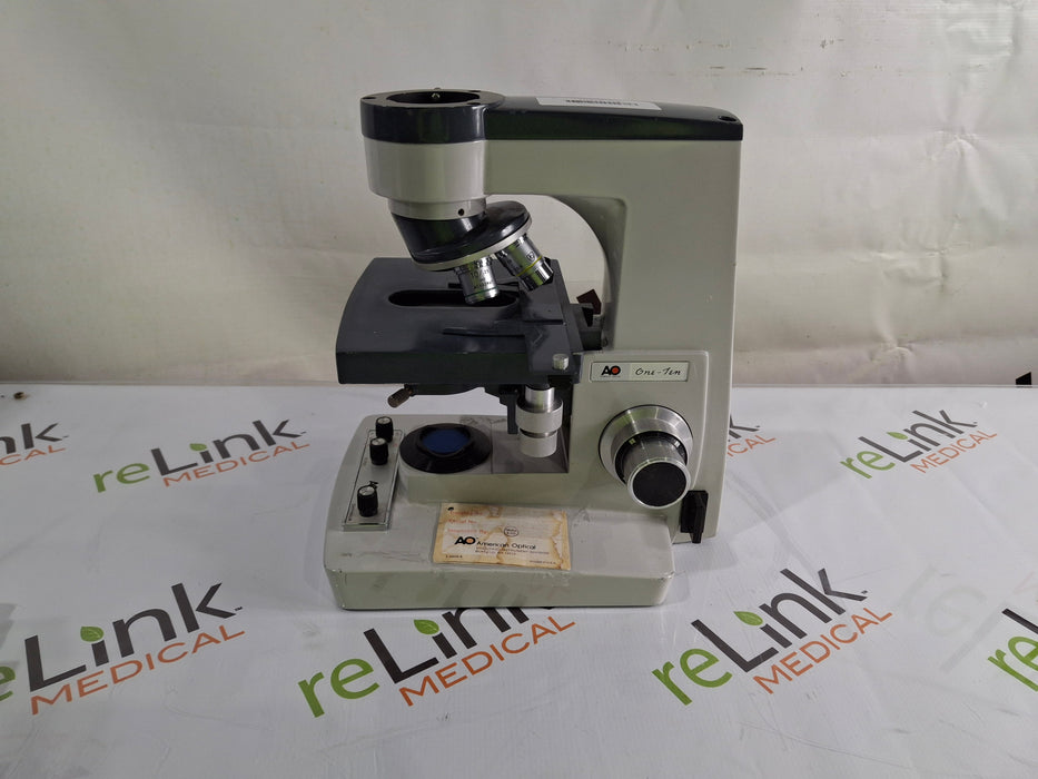 American Optical 1130 Illuminator Microscope