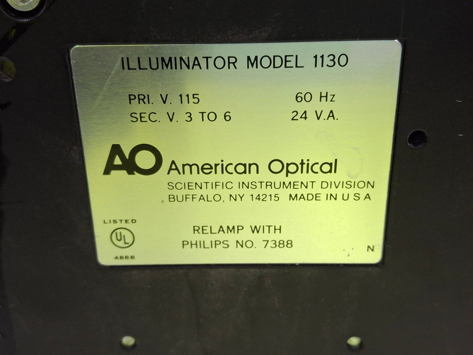 American Optical 1130 Illuminator Microscope