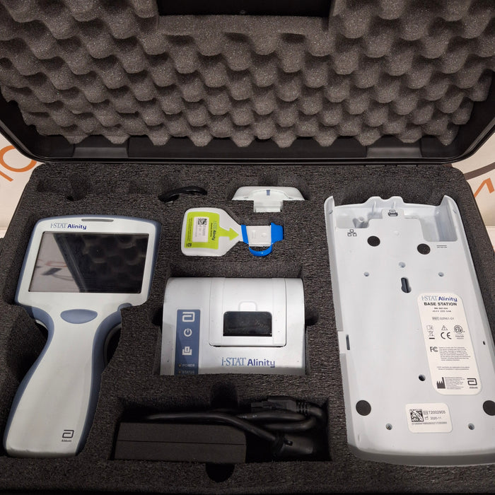 Abbott i-Stat Alinity Portable Blood Analyzer