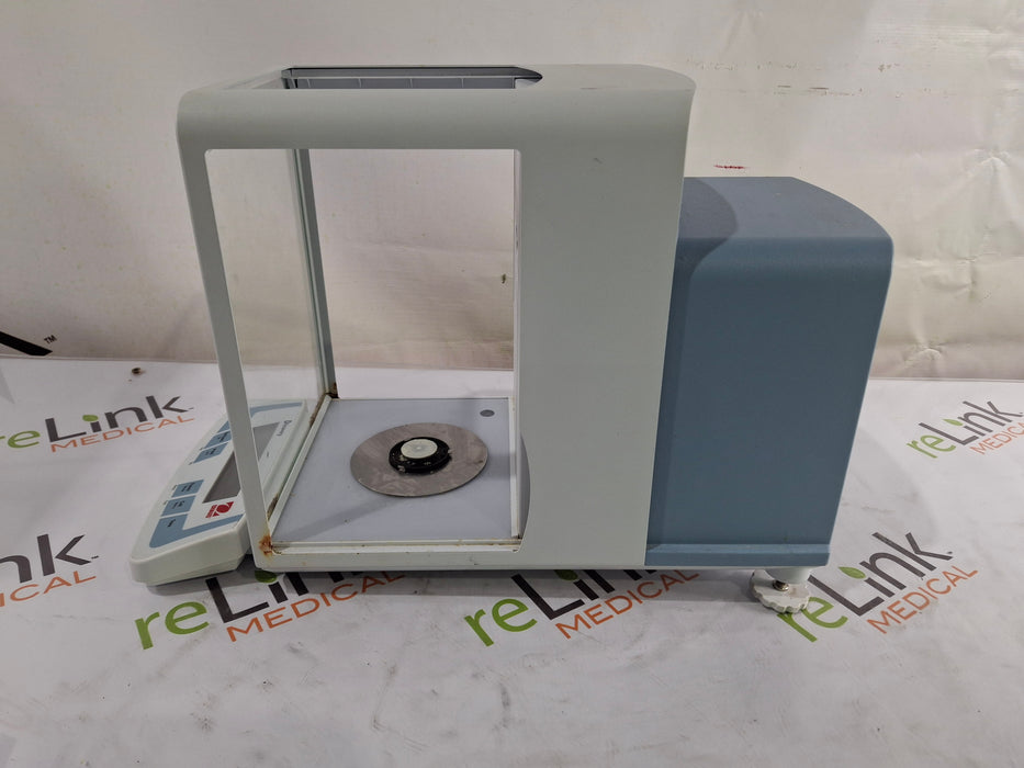 Ohaus DV215CD Discovery Analytical Balance Scale