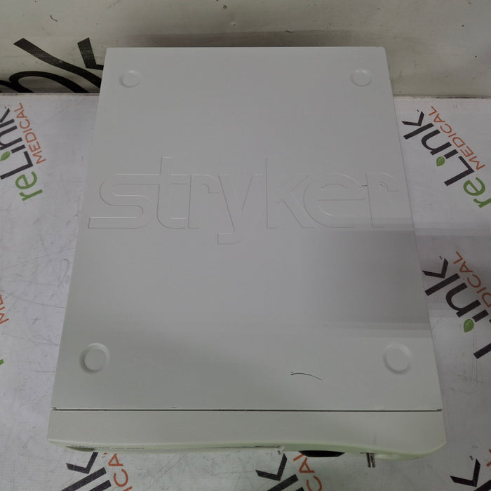 Stryker X8000 Light Source