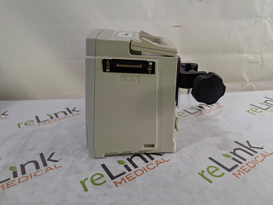 CareFusion Alaris 8015 Large Screen POC Infusion Pump