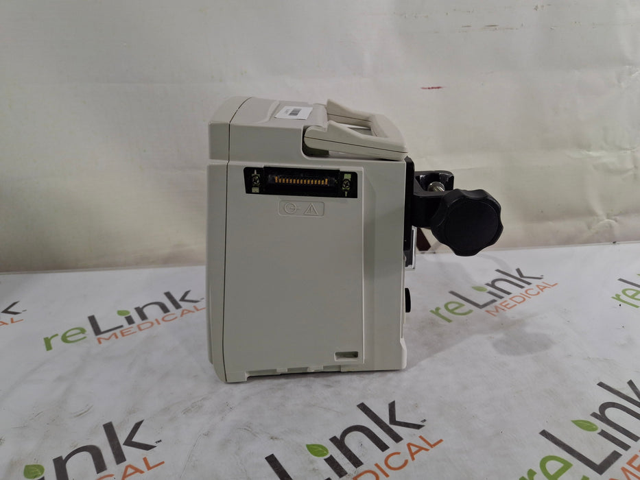 CareFusion CareFusion Alaris 8015 Large Screen POC Infusion Pump Infusion Pump reLink Medical