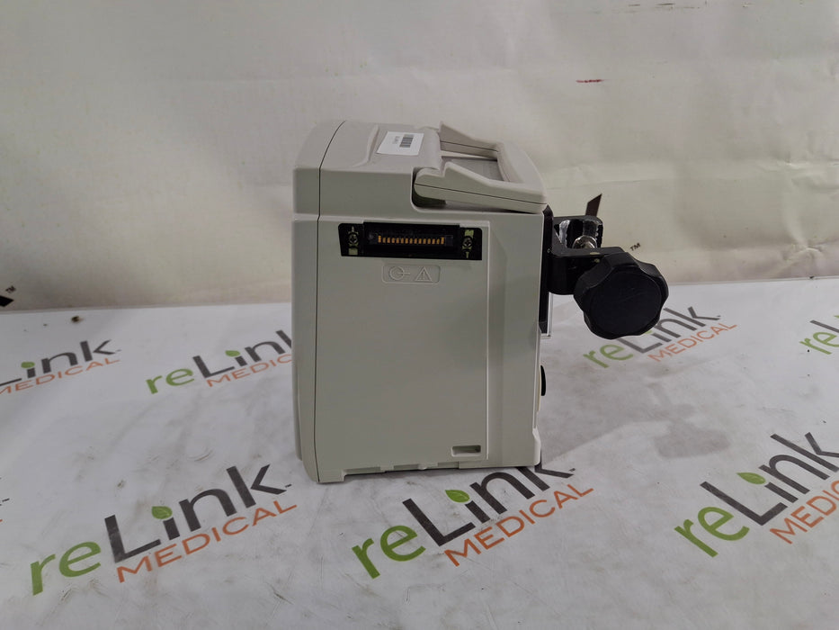 CareFusion CareFusion Alaris 8015 Large Screen POC Infusion Pump Infusion Pump reLink Medical