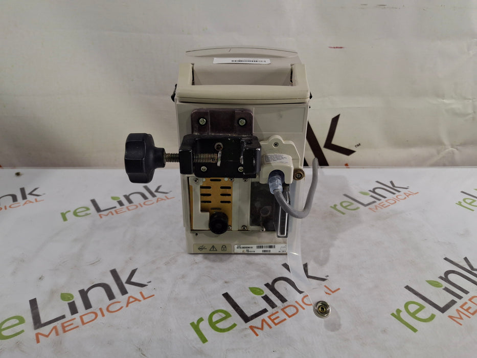 CareFusion CareFusion Alaris 8015 Large Screen POC Infusion Pump Infusion Pump reLink Medical