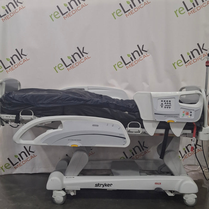 Stryker Stryker InTouch FL27ZX Critical Care Hospital Bed Beds & Stretchers reLink Medical