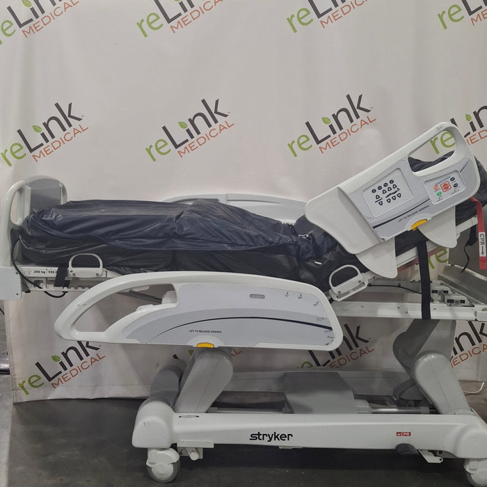 Stryker Stryker InTouch FL27ZX Critical Care Hospital Bed Beds & Stretchers reLink Medical