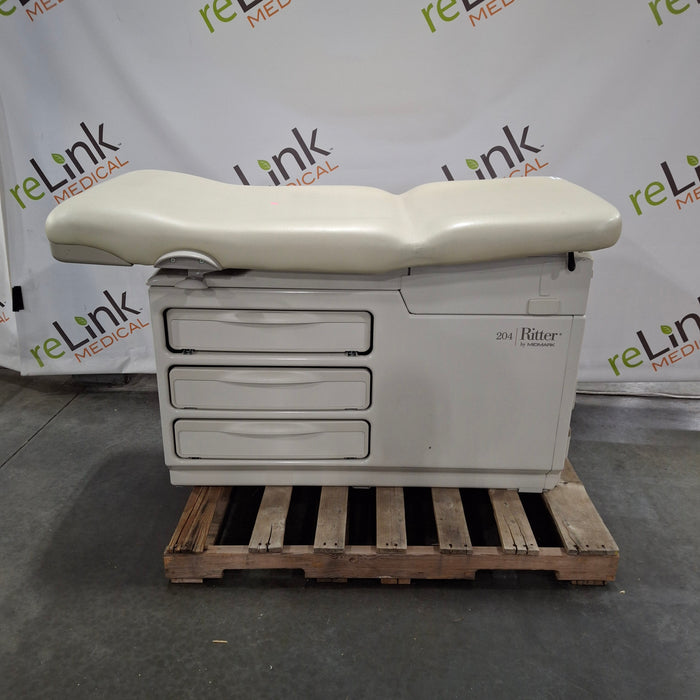 Midmark Midmark 204 Exam Table Exam Chairs / Tables reLink Medical