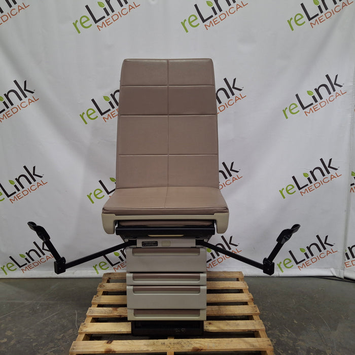 Midmark 404 Exam Table