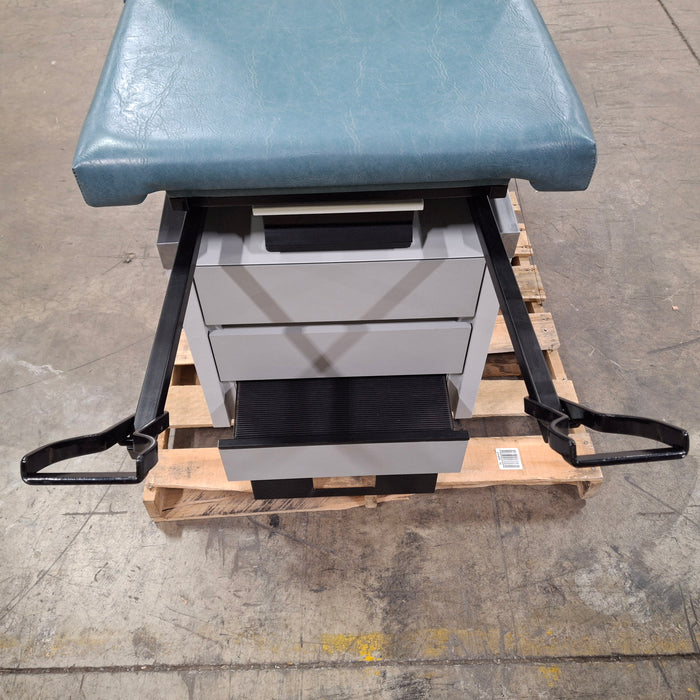 Enochs Excel 355 Medical Examination Room Patient Table