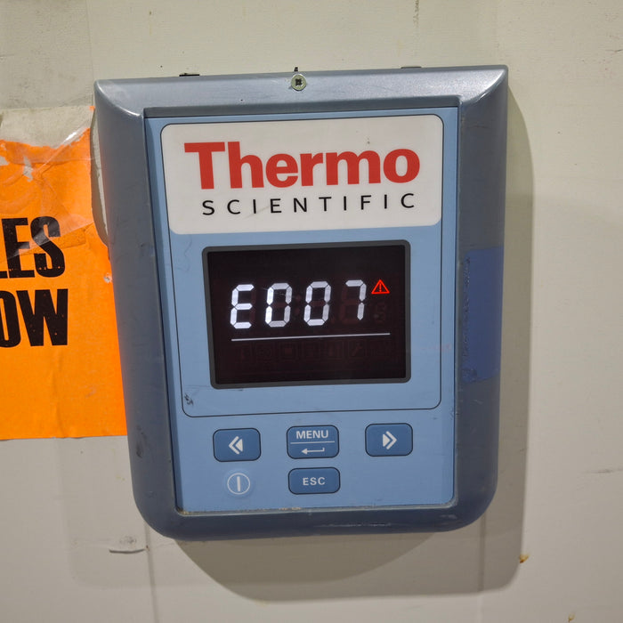 Thermo Scientific Heratherm IGS100 Incubator