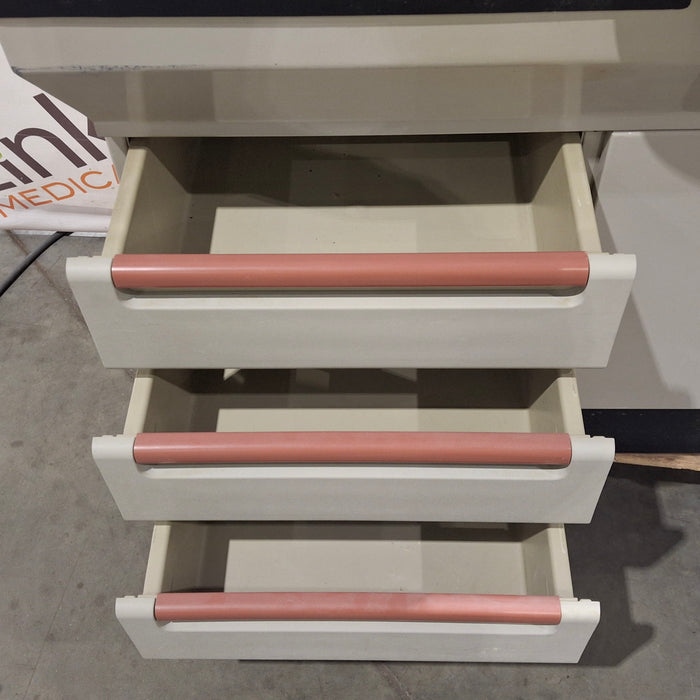 Midmark Midmark 404 Exam Table Exam Chairs / Tables reLink Medical