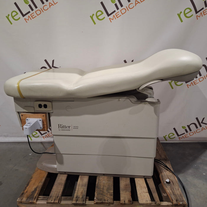 Midmark 222 Procedure Chair