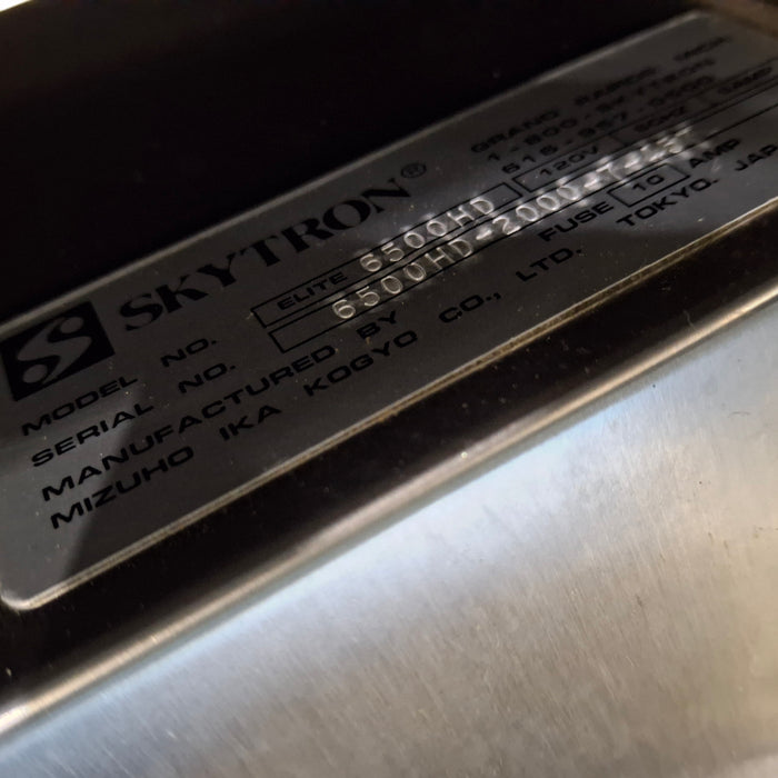 Skytron 6500HD Surgical Table