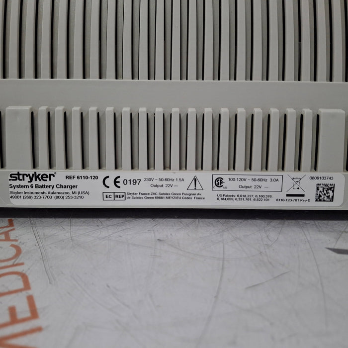 Stryker System 6 6110-120 Battery Charger