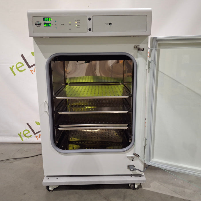 Nuaire AutoFlow NU-5510 IR Direct Heat CO2 Incubator