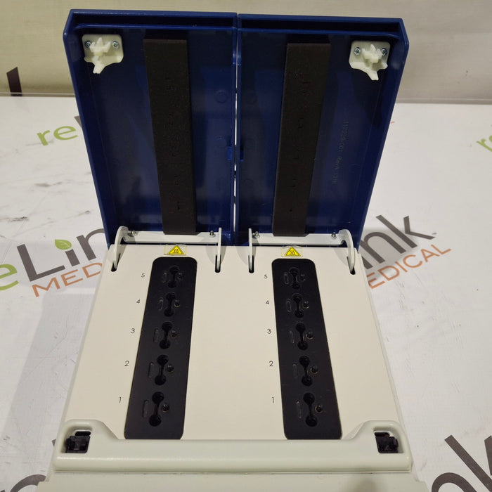 Meridian Bioscience Inc Illumipro-10 Microplate Reader