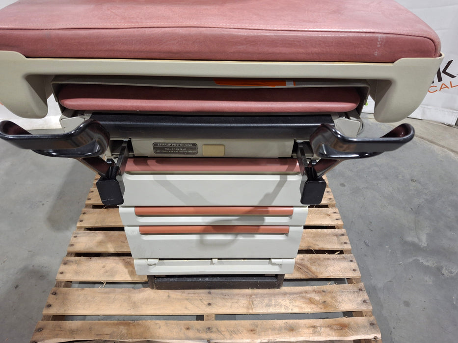 Midmark 404 Exam Table