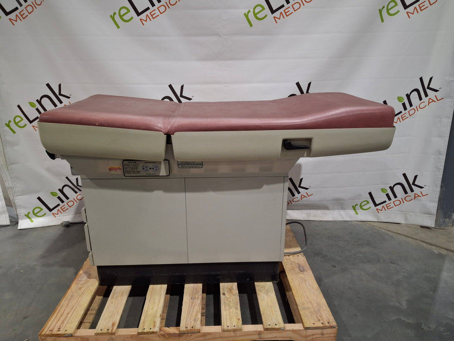 Midmark 400 Pediatric Exam Table