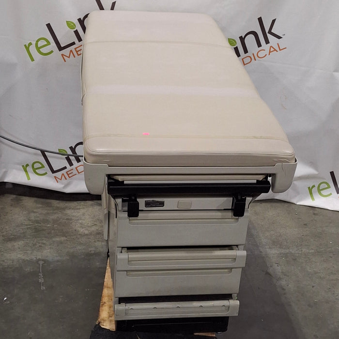 Midmark 404 Exam Table