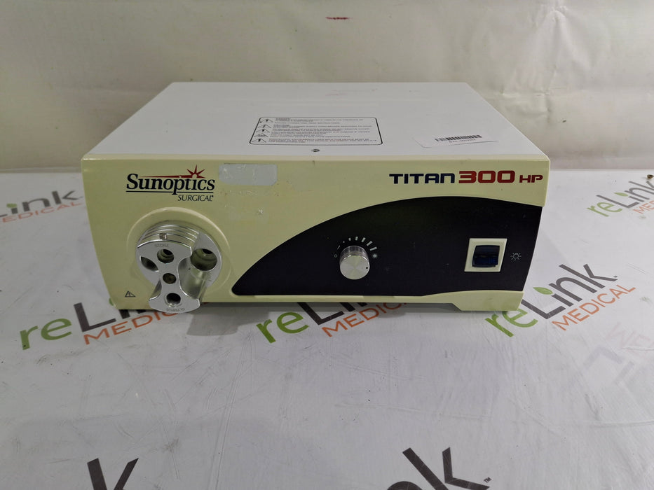 Sunoptic Technologies Titan 300HP Light Source