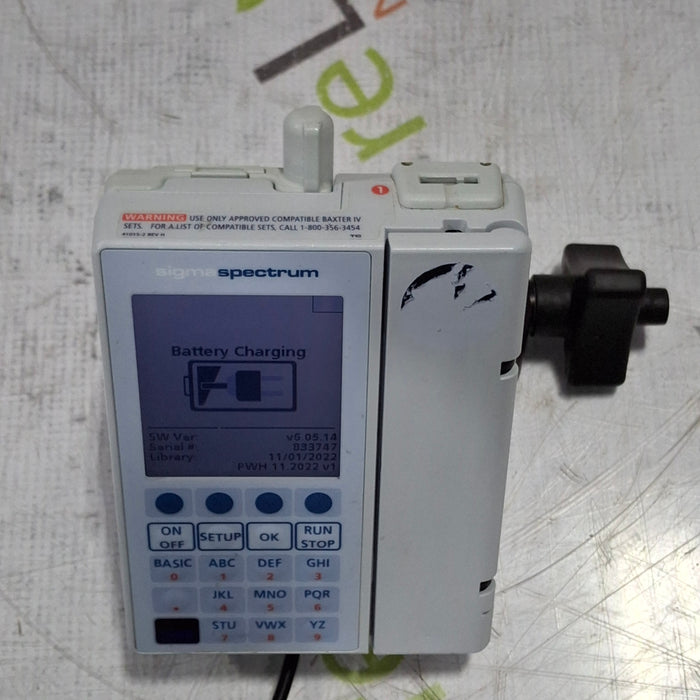 Baxter Sigma Spectrum 6.05.14 with B/G Battery Infusion Pump