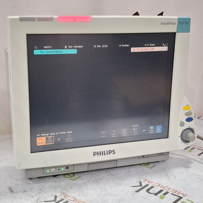 Philips IntelliVue MP70 Patient Monitor