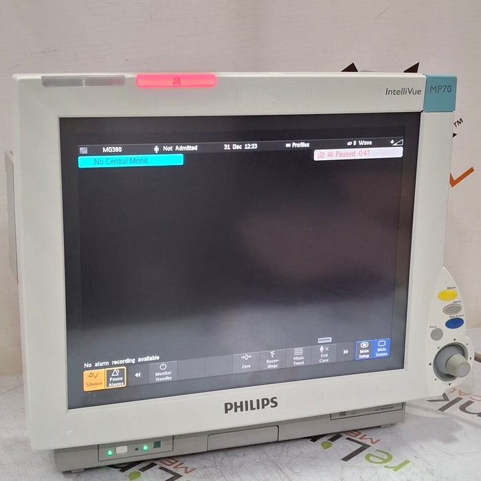 Philips IntelliVue MP70 Patient Monitor