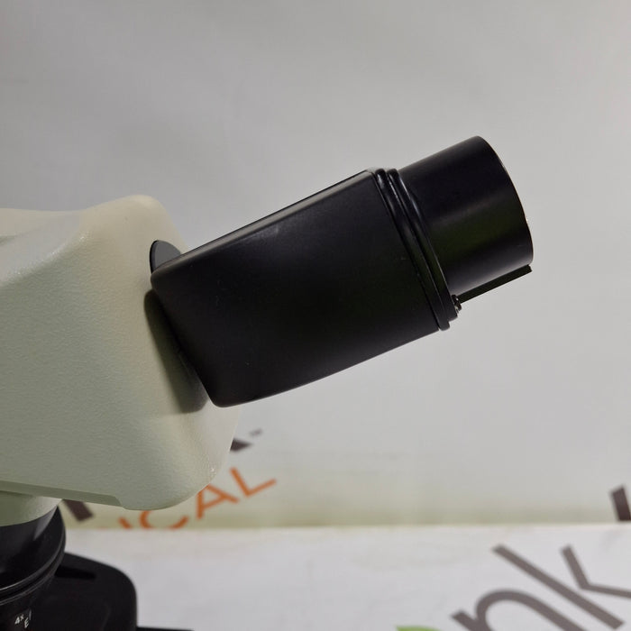 Nikon E200 Eclipse Microscope